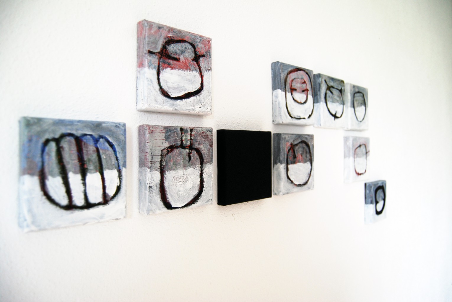 solitary confinement | 2010 | Mischtechnik auf LW | 10-teilig - je 10 x 10 cm
