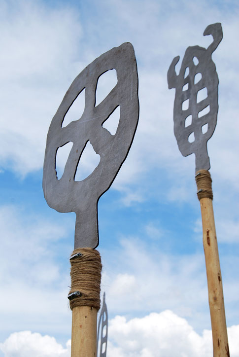 Landart-Projekt | 2012-2013 | Entstehung eines begehbaren Labyrinths als Gesamtprojekt mit 5 Skulpturen aus Stahl und Holz, Fertigstellung Mitte 2013